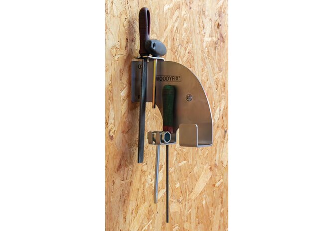 Motorsägenhalter Woodyfix-Multitool 3.0 aus Edelstahl mit Zubehöraufnahme GartenShop24