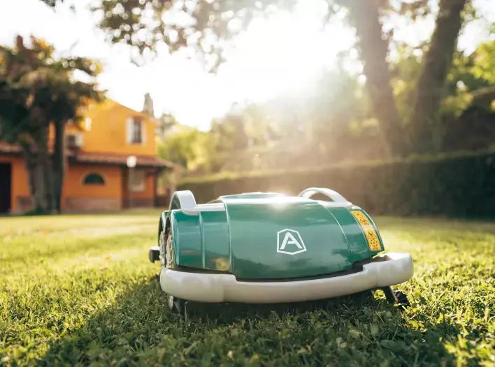 Ambrogio L60 Elite bis 200 m² - Steigung: 50% | Mähroboter ohne Begrenzungskabel Ambrogio